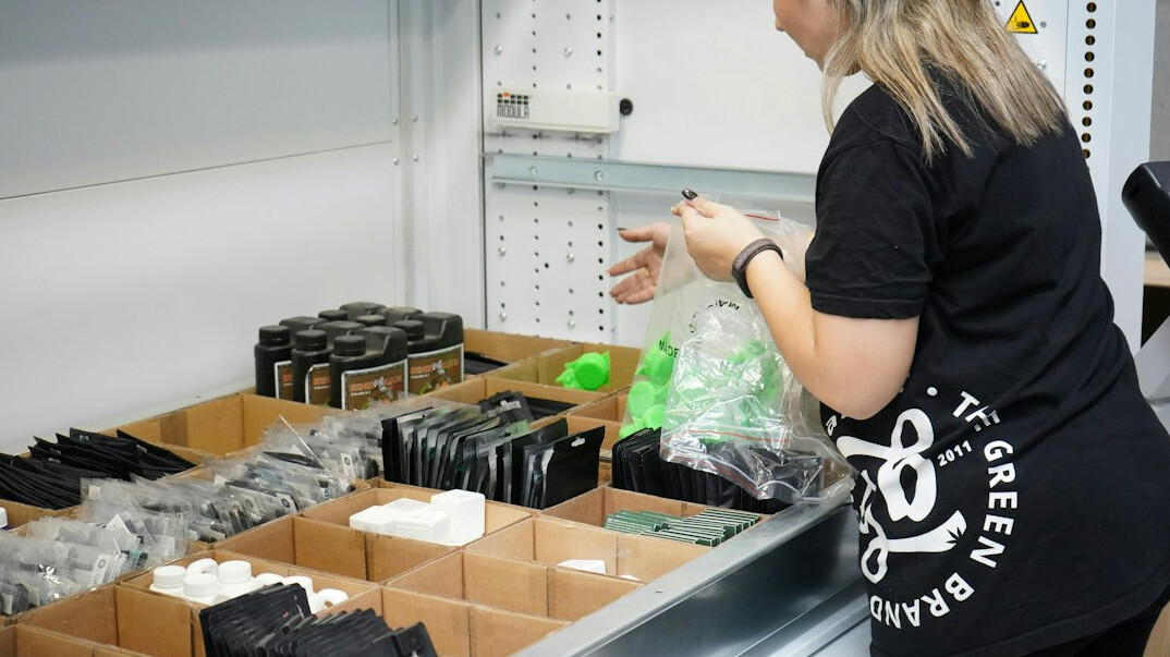 store employee training