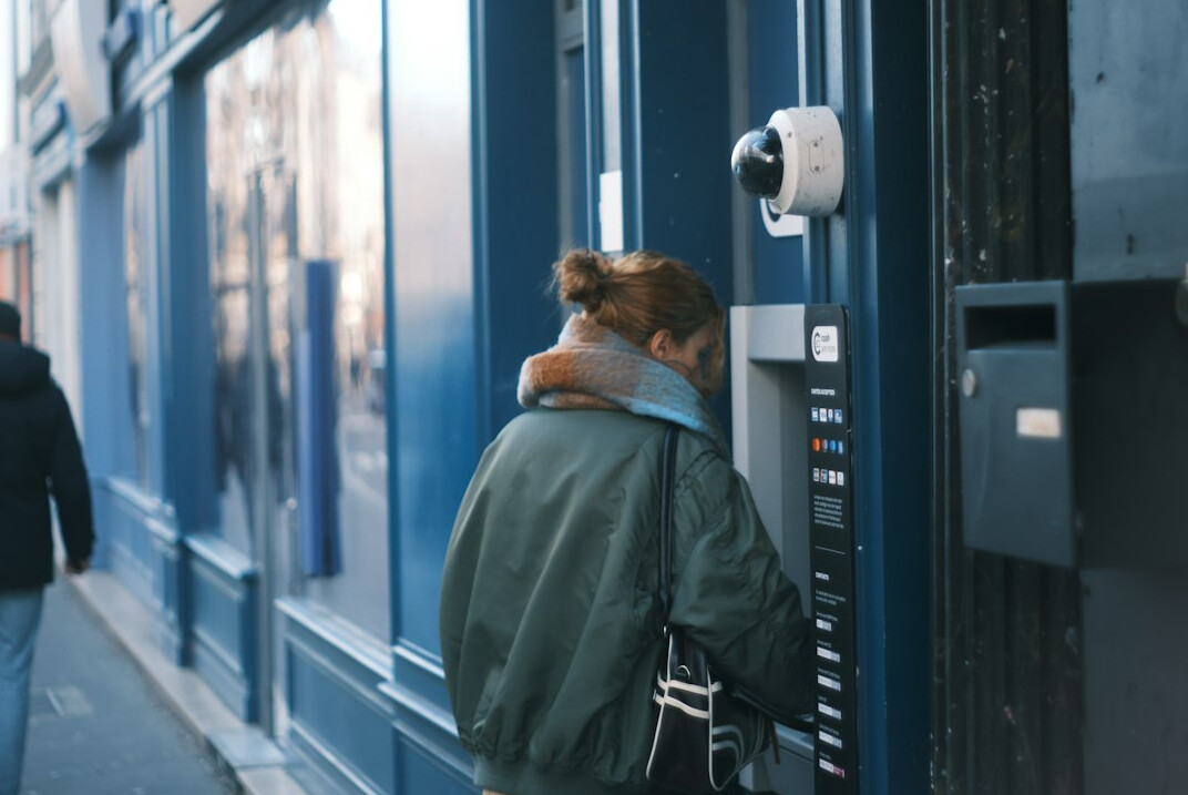 store detective monitoring security
